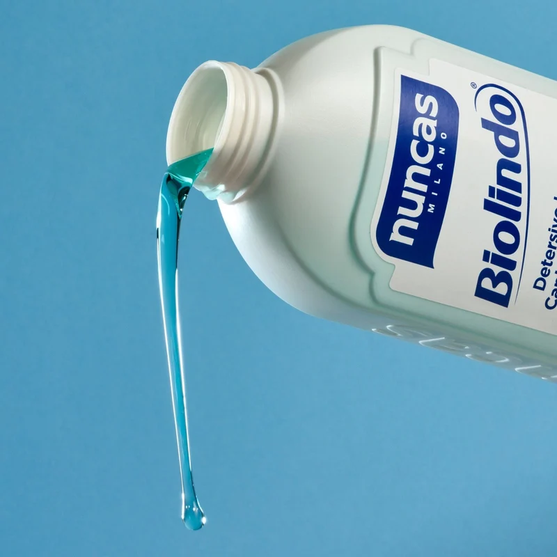 Biolindo Detersivo Lavatrice Capi Bianchi e Colorati - 1000ml