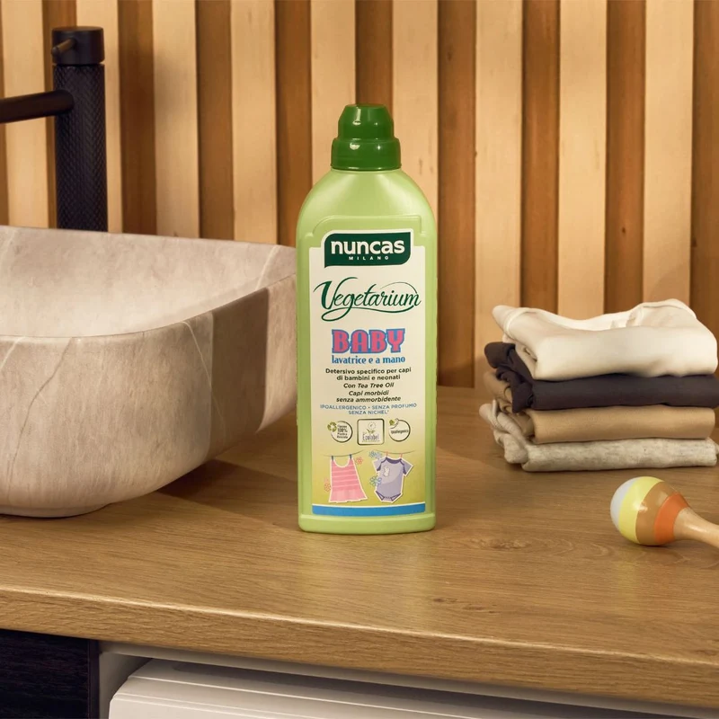 Vegetarium Detergente Specifico Baby Indumenti bambini e neonati - 750ml