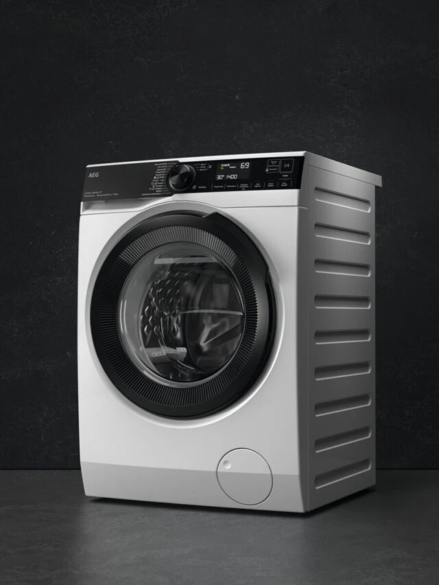 AEG Series 7000 LAVATRICE CARICA FRONTALE 10 KG CLASSE A-40% 1400 GIRI XLR7FBGH10V4 MADE IN ITALY