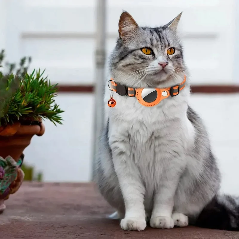 Reflective Cat Collar with Apple AirTag Holder