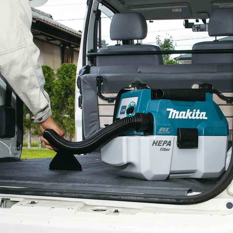Aspiratore Makita DVC750LZX3 18V