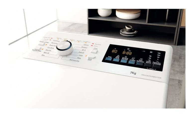 Hotpoint Ariston WMTG725BIT Lavatrice A Carica Dall'alto Libera Installazione 7 Kg, 1200 Giri, Antimacchia, Classe B, Bianco