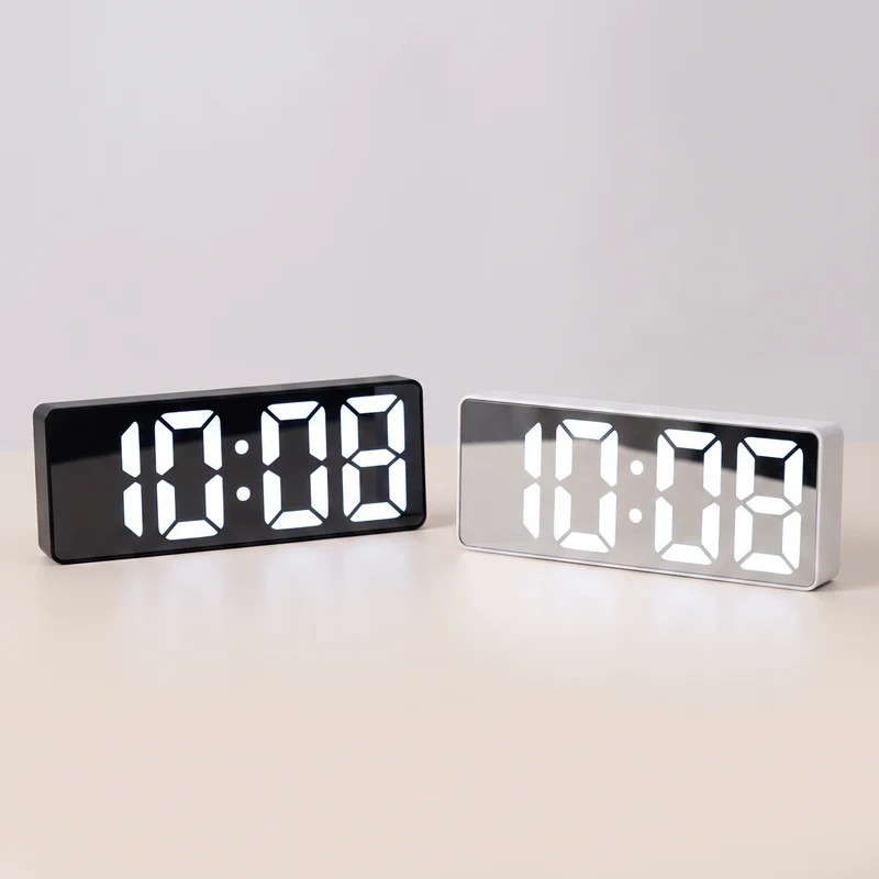 Lumio – Réveil Digital LED Miroir, Luminosité Réglable & Format 12/24h