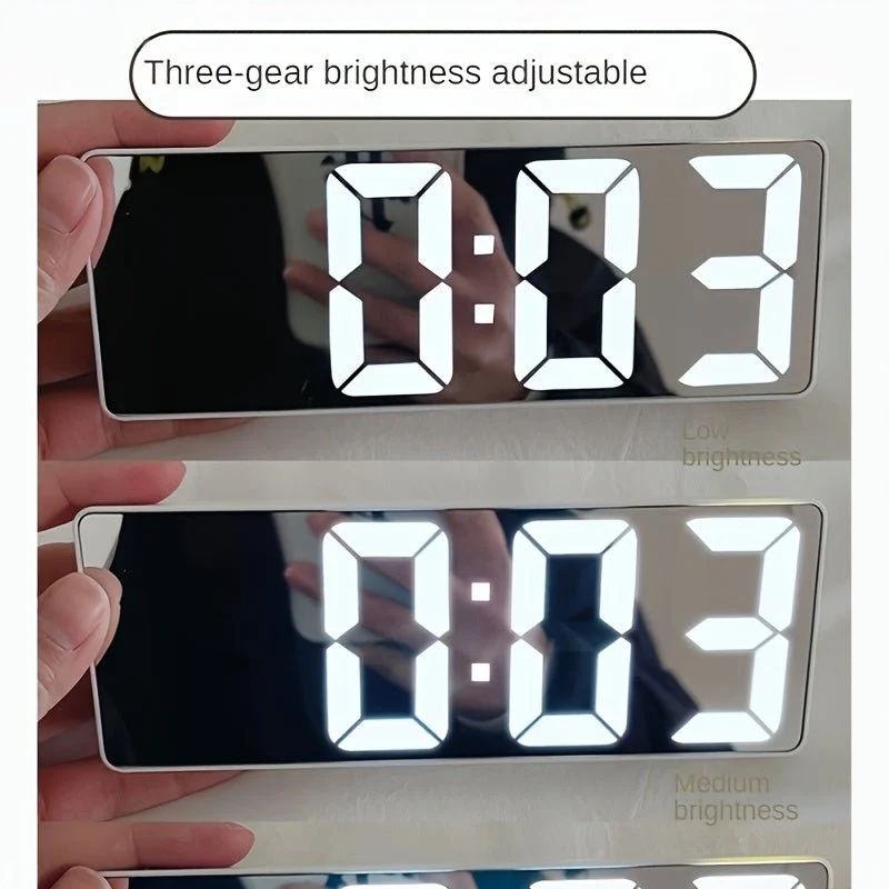 Lumio – Réveil Digital LED Miroir, Luminosité Réglable & Format 12/24h