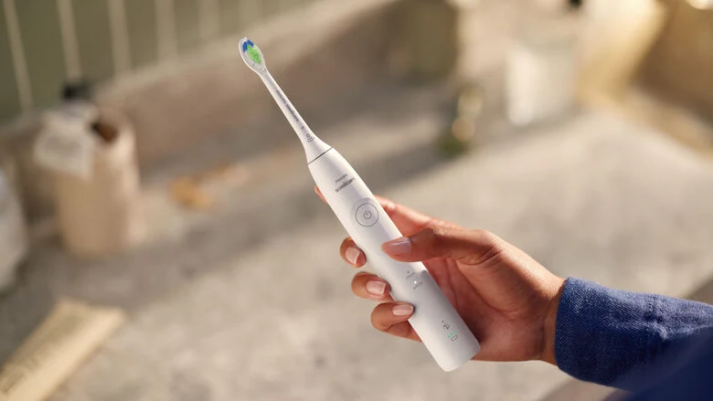 Philips 5300 Series Sonicare spazzolino elettrico sonico con base di ricarica e custodia, 2 livelli di intensità, sensore di pressione confezione da 1 spazzolino bianco e 1 spazzolino nero H