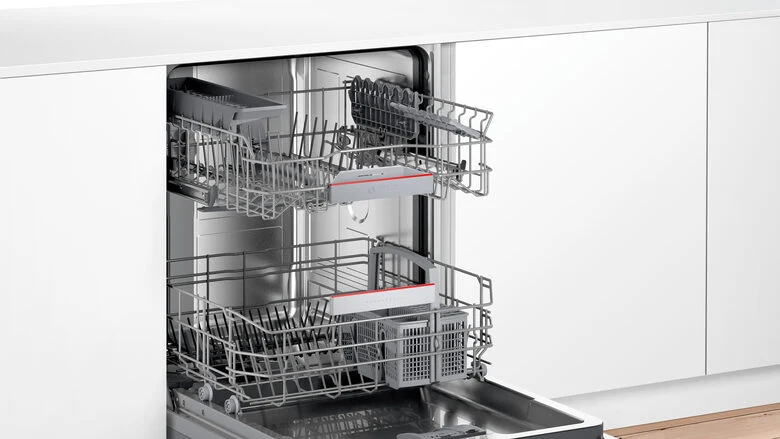 Bosch Serie 4 SMV4HAX48E lavastoviglie A scomparsa totale 13 coperti D