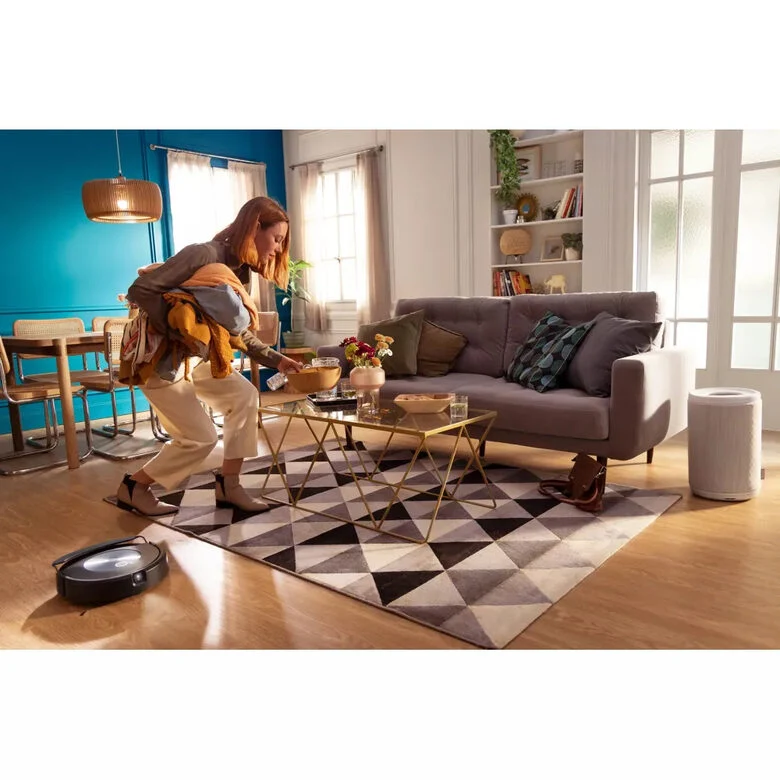 iRobot Roomba Combo j7 Aspirapolvere Robot Senza sacchetto Nero, Acciaio inossidabile