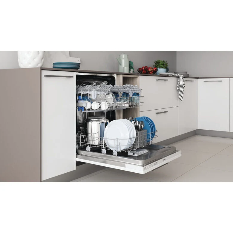 Indesit DIE 2B19 A Lavastoviglie a Incasso Scomparsa Totale 14 coperti F