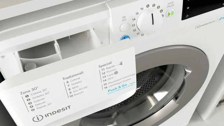 Indesit BWE 81285X WS IT lavatrice Caricamento frontale 8 kg 1200 Giri/min B Bianco