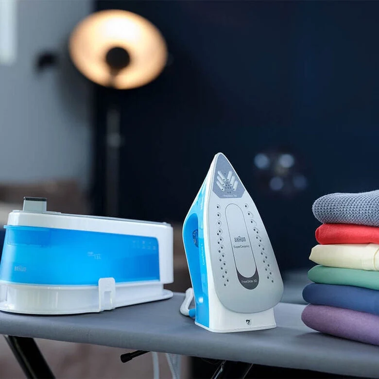 Braun CareStyle 1 IS 1012 BL 2400 W 1,5 L Ceramica Blu, Bianco