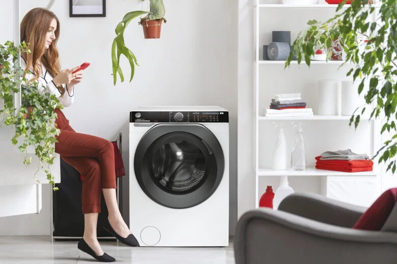 Hoover H-WASH 500 HWPD 414AMBC/1-S lavatrice Caricamento frontale 14 kg 1400 Giri/min B Bianco