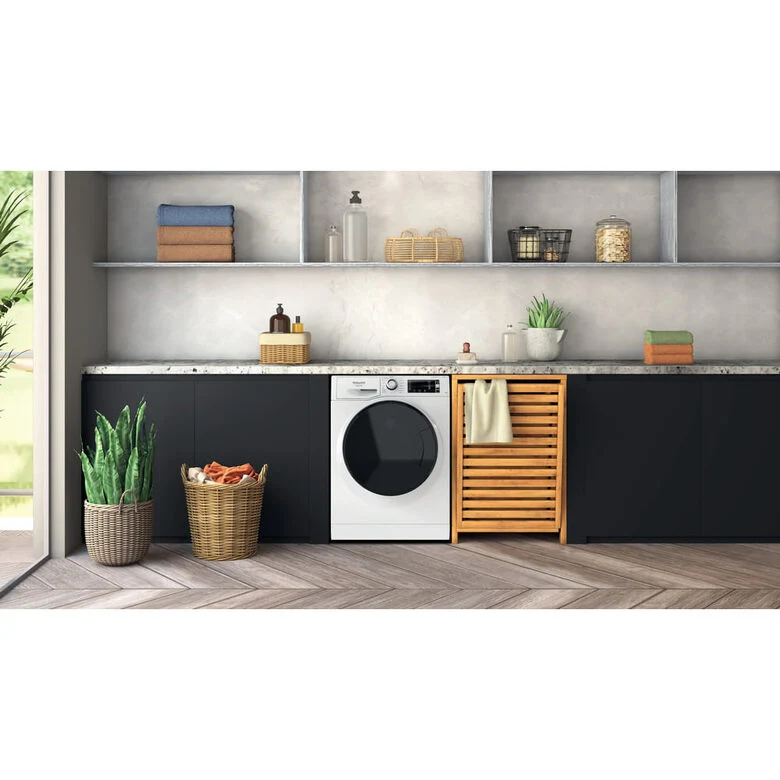 Hotpoint Ariston NBT1048WDAIT Lavatrice 10kg Classe A-20%