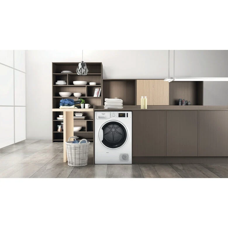 Hotpoint NT M11 92WK IT asciugatrice Libera installazione Caricamento frontale 9 kg A++ Bianco