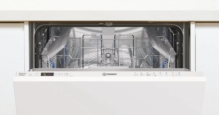 Indesit I3I D534A Lavastoviglie a Incasso Scomparsa totale 14 coperti D