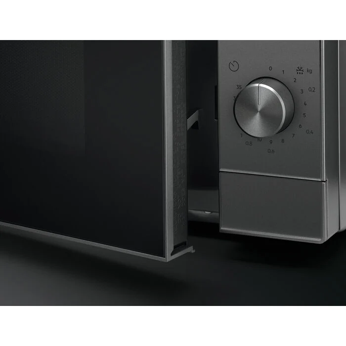 Electrolux EMZ421MMTI forno a microonde Superficie piana Microonde con grill 800 W Titanio