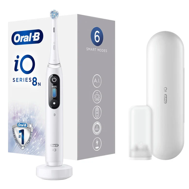 Oral-B iO - 8n - Spazzolino Elettrico Ricaricabile, 1 Spazzolino Bianco Esclusivo Con Tecnologia Magnetica Rivoluzionaria, Display A Colori, 1 Testina, 1 Custodia Da Viaggio Premium
