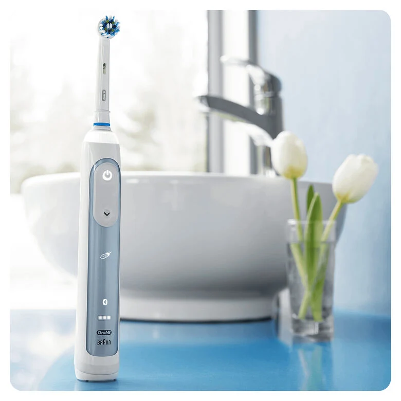 Oral-B Spazzolino Elettrico Smart 6 6600