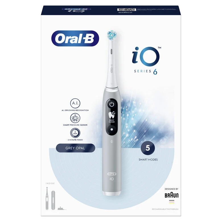 Oral-B iO - 6 - Spazzolino Elettrico Grigio Con Display In Bianco E Nero, 1 Testina, 1 Custodia Da Viaggio, Designed By Braun
