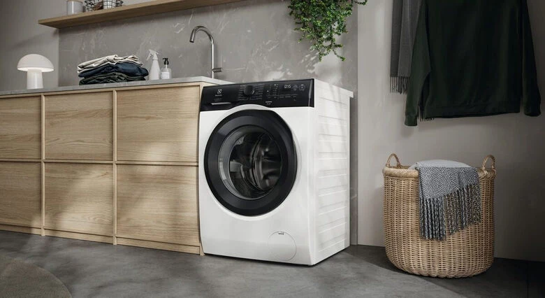 Electrolux EW6FZ28 Serie 600 Lavatrice A Libera Installazione 8 Kg, 1400 Giri, Sensicare, Fullwash, Hygiene, Classe A, Bianco