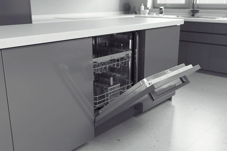 LG QuadWash DB242TX Lavastoviglie a scomparsa totale Classe D 46dB 14 coperti Wi-Fi