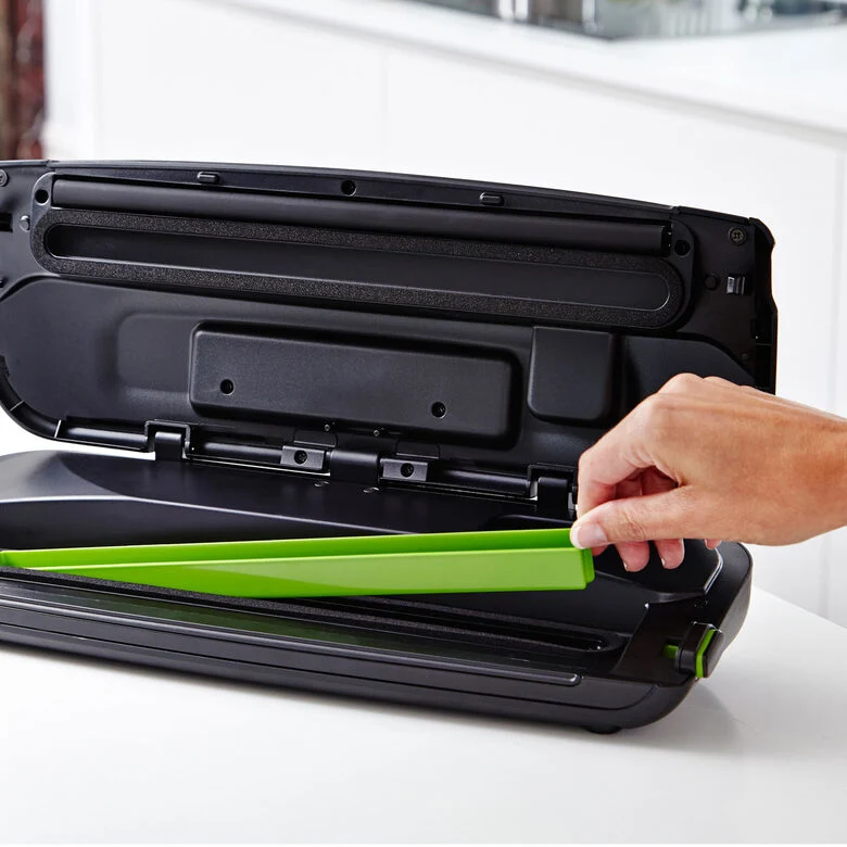 FoodSaver FFS001X-01 macchina per sottovuoto 800 mbar Nero