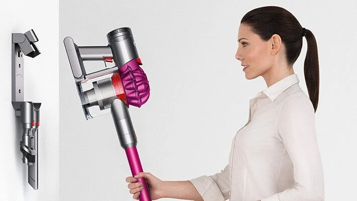 Dyson V7 Motorhead Fucsia, Nichel Senza sacchetto