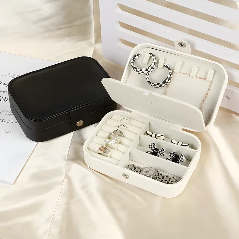 Compact Jewelry Case