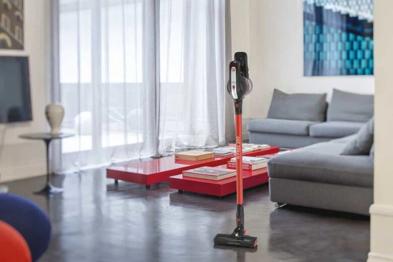 Hoover H-FREE 200 HF222AXL 011 Nero Senza sacchetto