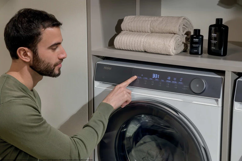Haier HW100-B14367U1 X Serie 7 Lavatrice A Libera Installazione 10 Kg, 1400 Giri, Classe A, Bianco