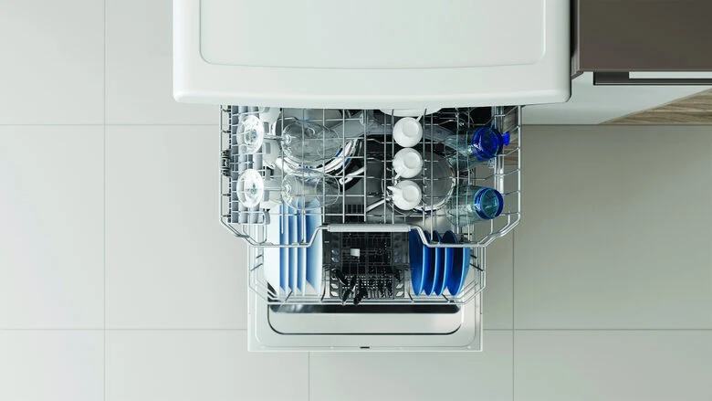 Indesit IN2IFC14BN6, Lavastoviglie 60cm, classe C, 14 coperti, 44dBA
