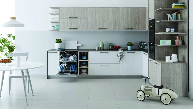 Indesit I3B L634 B Lavastoviglie a Incasso Scomparsa Parziale 14 coperti D