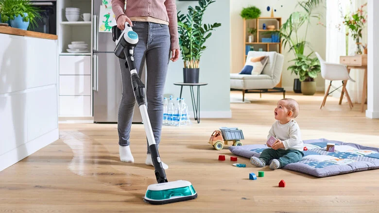 Bosch Scopa elettrica lavapavimenti 2in1 Unlimited 7 ProHygienic Aqua Bianco