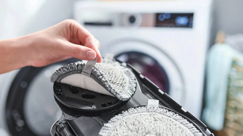 Bosch Scopa elettrica lavapavimenti 2in1 Unlimited 7 ProHygienic Aqua Bianco