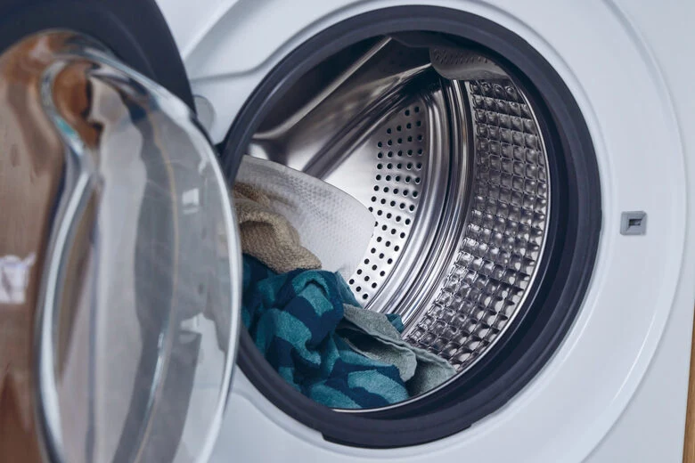 Candy BWS 6106B8-S Lavasciuga A Libera Installazione 10 Kg, 1600 Giri, Prowash&Dry, Wi-Fi + Bluetooth, Proactive Ecowash, Soft Drum, Classe D, Nero Bianco