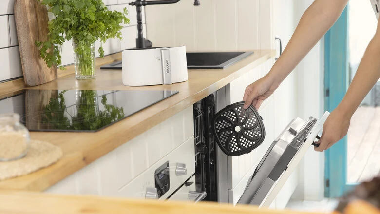 Cecotec CecoFry Deluxe Rapid Sun Singolo 2,5 L Indipendente 1400 W Friggitrice ad aria calda Bianco