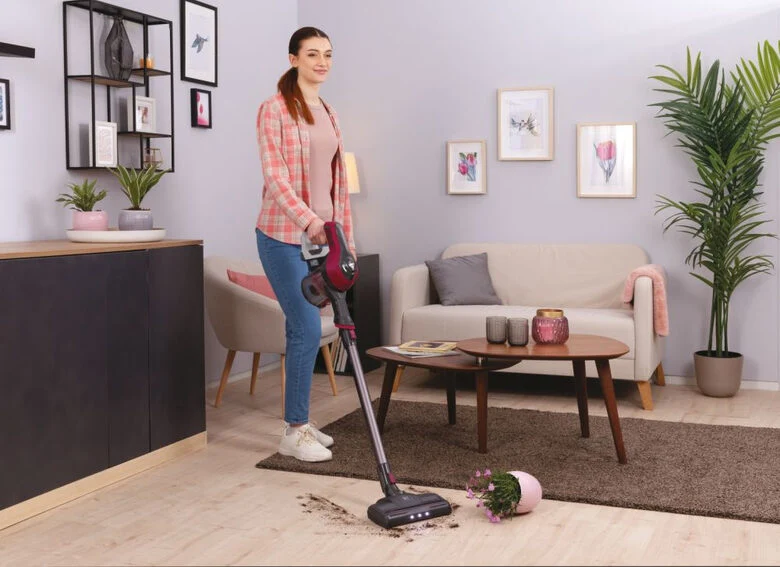 Hoover HF1 HF110P 011 Senza sacchetto 0,9 L 170 W Magenta