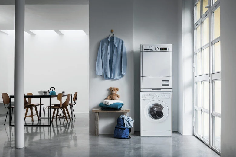 Indesit EWC 81283 W IT N lavatrice Caricamento frontale 8 kg 1200 Giri/min D Bianco