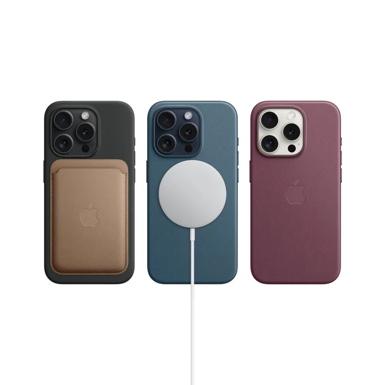 Apple iPhone 15 Pro 1TB Titanio Nero
