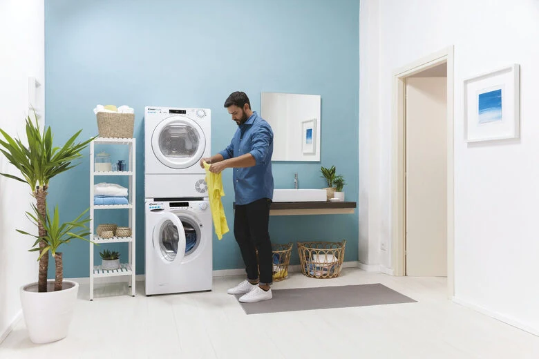 Candy Smart Pro CSOE H10A2DE-S asciugatrice Libera installazione Caricamento frontale 10 kg Bianco