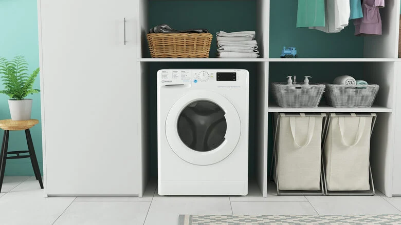 Indesit BWSE 71283X W IT lavatrice Caricamento frontale 7 kg 1200 Giri/min D Bianco