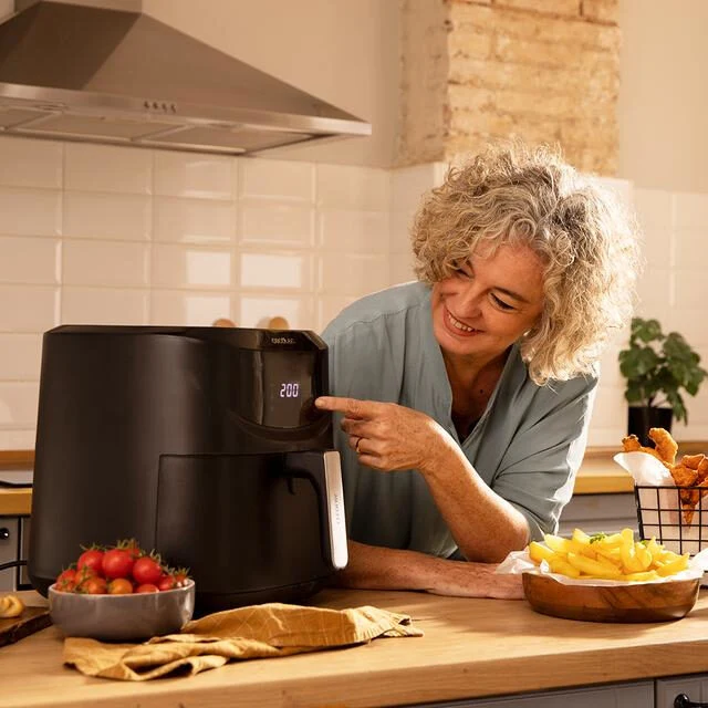Cecotec Cecofry Absolute 7600 Singolo 7,6 L Indipendente 2000 W Friggitrice ad aria calda Nero