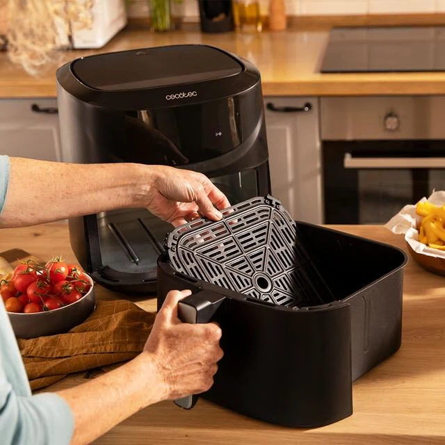 Cecotec Cecofry Absolute 7600 Singolo 7,6 L Indipendente 2000 W Friggitrice ad aria calda Nero