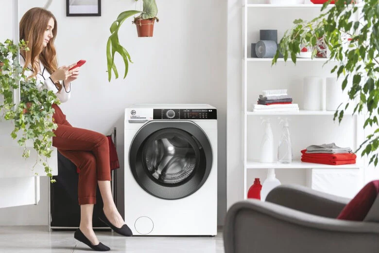 Hoover H-WASH 500 HWE 49AMBS/1-S lavatrice Caricamento frontale 9 kg 1400 Giri/min A Bianco
