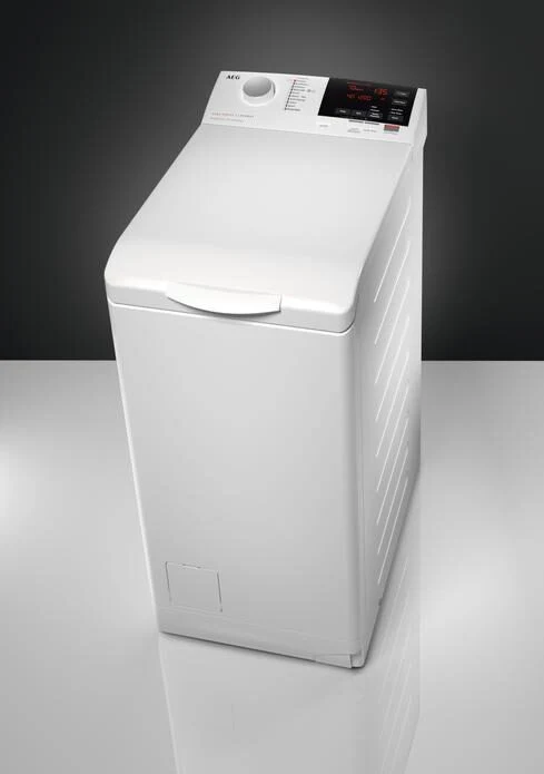 AEG L6TBG723 lavatrice Caricamento dall'alto 7 kg 1151 Giri/min E Bianco