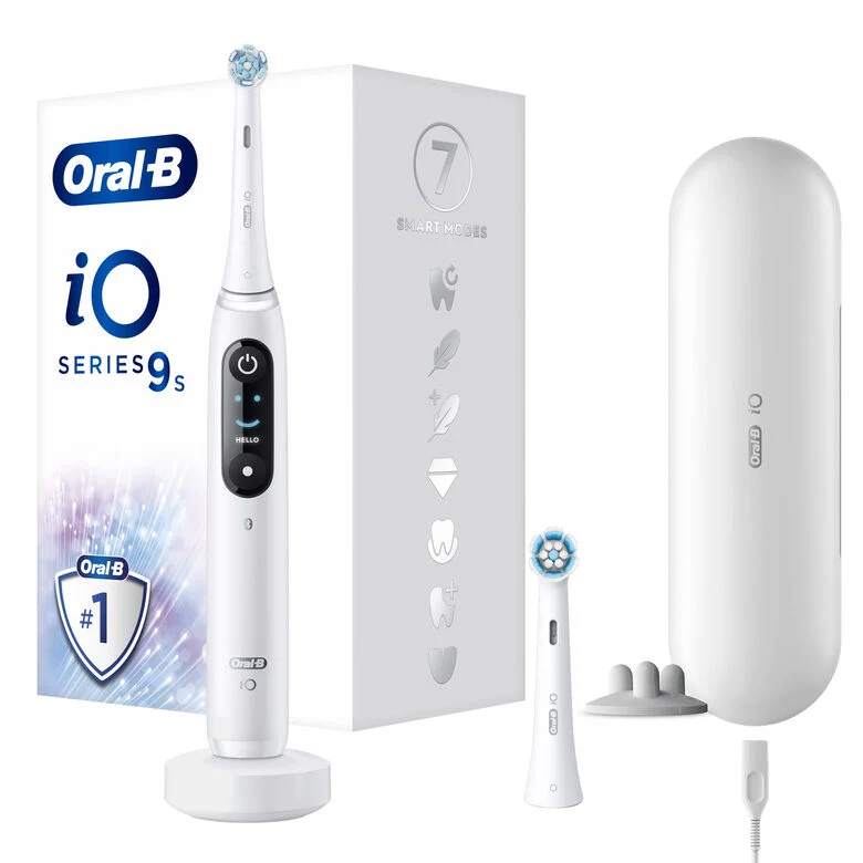 Oral-B iO Spazzolino Elettrico Ricaricabile 9S Bianco, 2 Testine, 1 Custodia Da Viaggio Ricaricabile