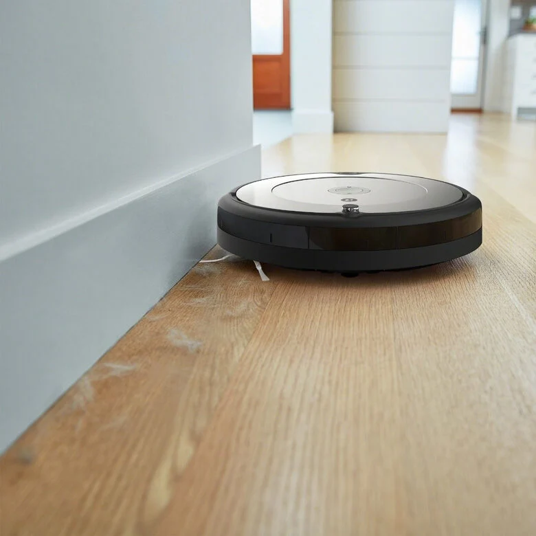 iRobot Roomba 698 Aspirapolvere Robot 0,6 L Senza sacchetto Nero, Grigio