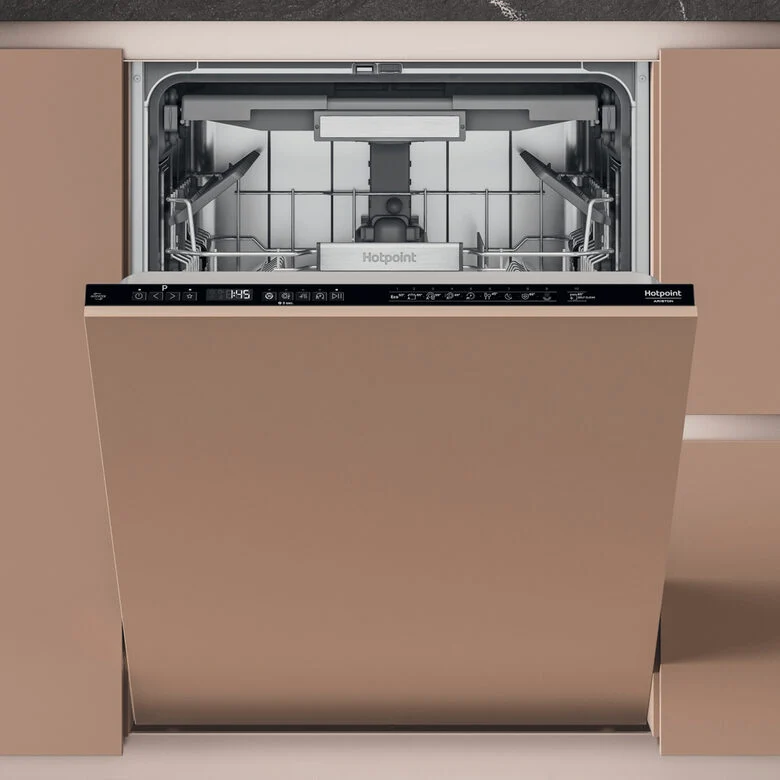 Hotpoint H7I HP40 L Lavastoviglie a Incasso Scomparsa Totale 15 coperti C