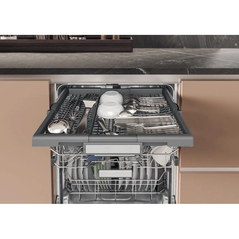 Hotpoint H7I HP40 L Lavastoviglie a Incasso Scomparsa Totale 15 coperti C