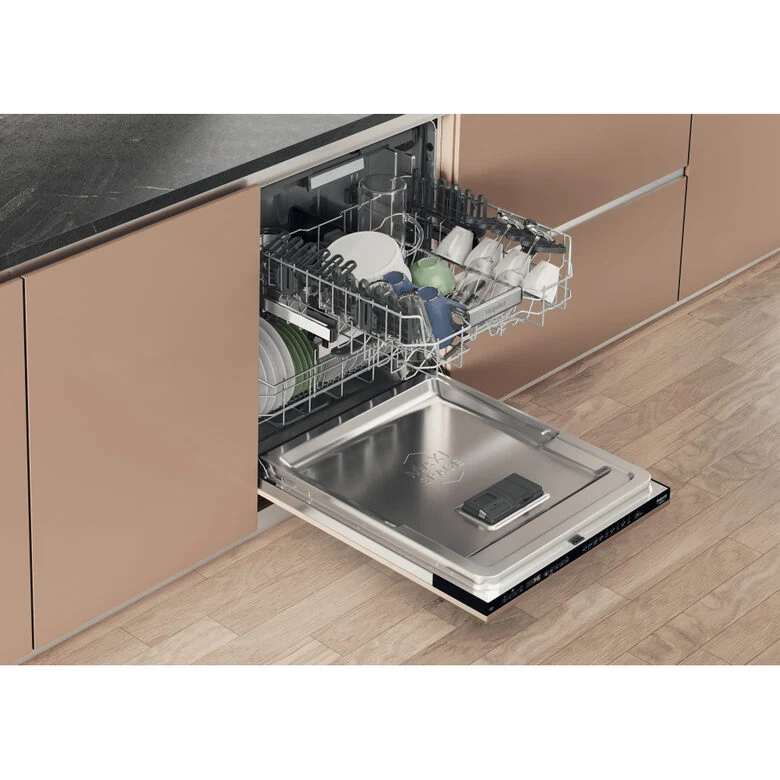 Hotpoint H7I HP40 L Lavastoviglie a Incasso Scomparsa Totale 15 coperti C