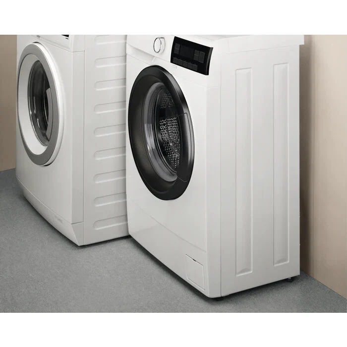 Electrolux EW6SBLACK lavatrice Caricamento frontale 6 kg 951 Giri/min C Argento